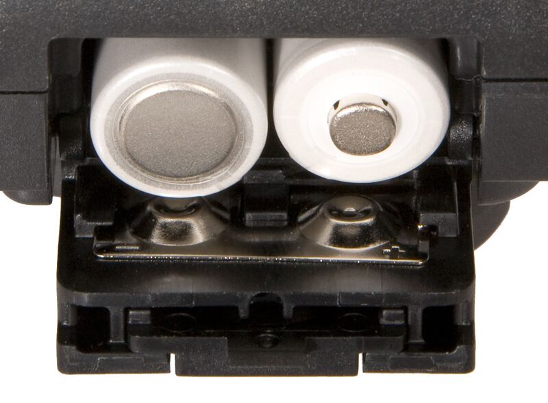 File:FlexTT5 Battery Polarity.jpg