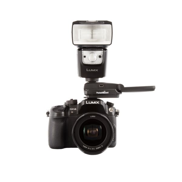 File:PanSon OnCameraFlash3 164.jpg